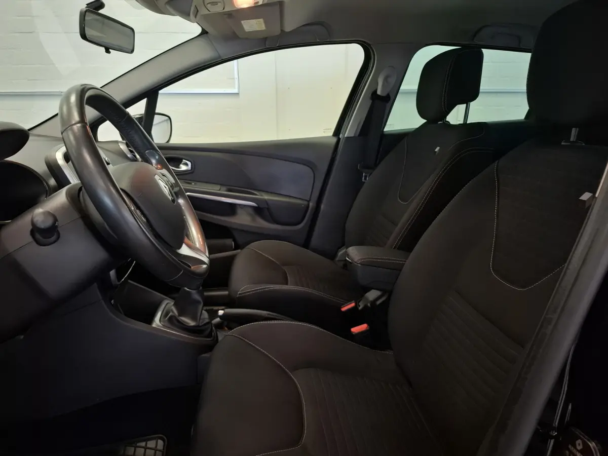 0.9 TCe Limited Trekhaak Navigatie 19" LM velgen Nieuwe APK Garantie
