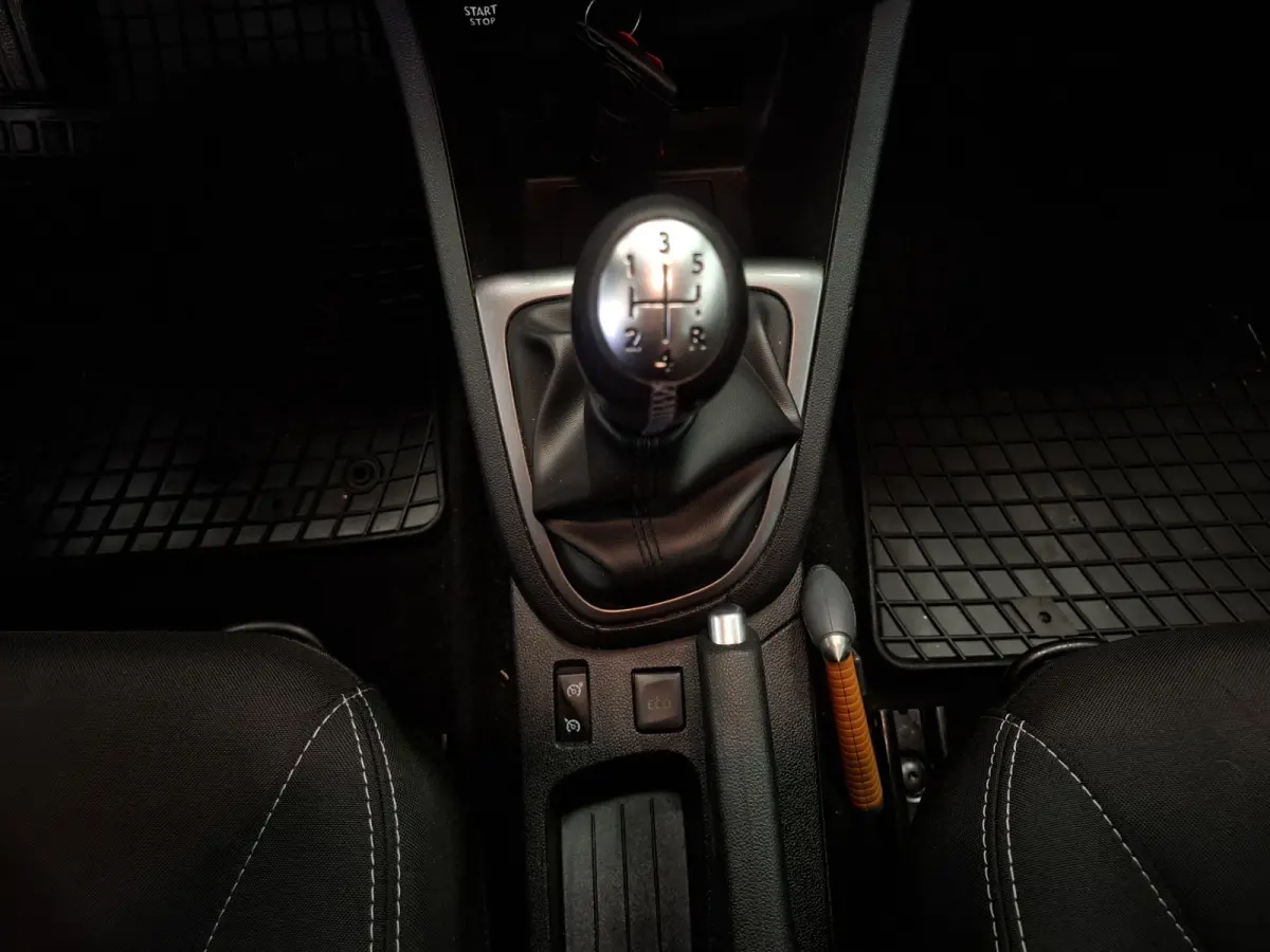 0.9 TCe Limited Trekhaak Navigatie 19" LM velgen Nieuwe APK Garantie