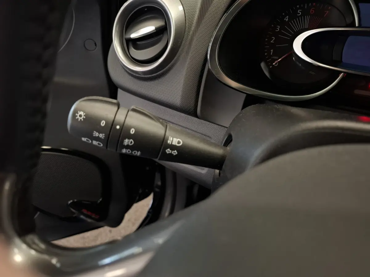 0.9 TCe Limited Trekhaak Navigatie 19" LM velgen Nieuwe APK Garantie