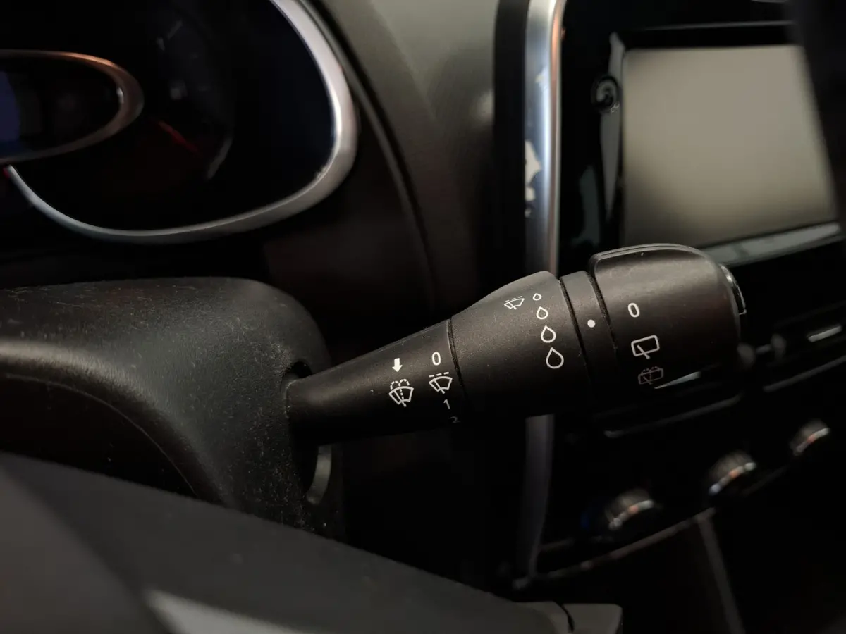 0.9 TCe Limited Trekhaak Navigatie 19" LM velgen Nieuwe APK Garantie