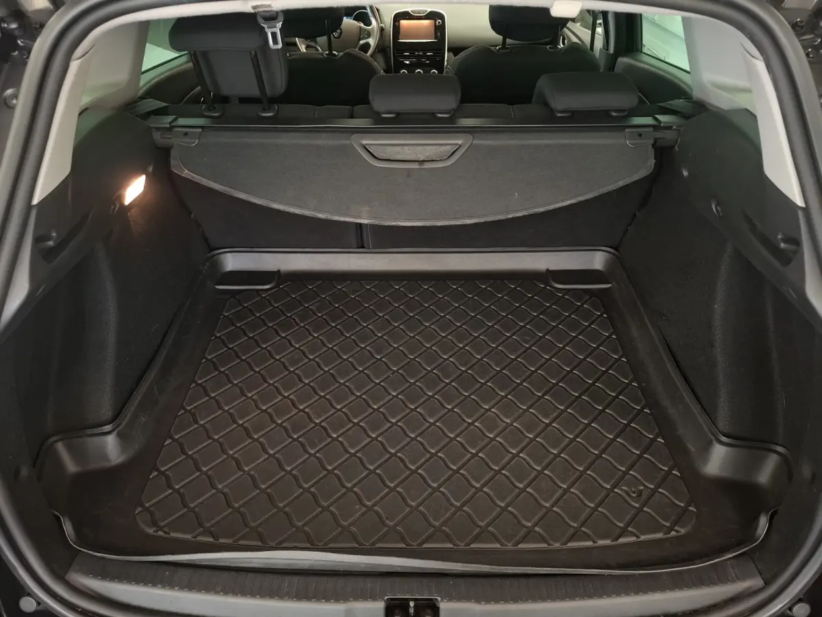 0.9 TCe Limited Trekhaak Navigatie 19" LM velgen Nieuwe APK Garantie