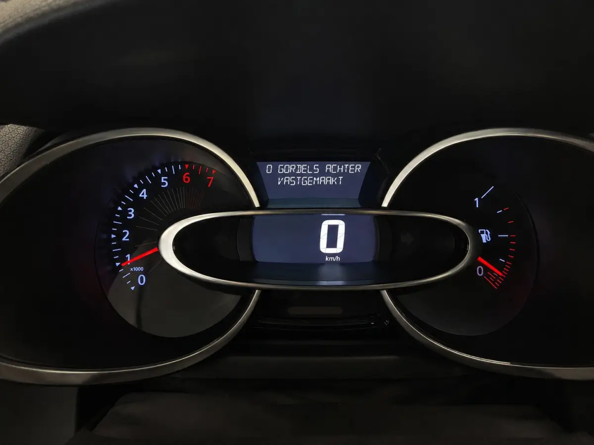 0.9 TCe Limited Trekhaak Navigatie 19" LM velgen Nieuwe APK Garantie