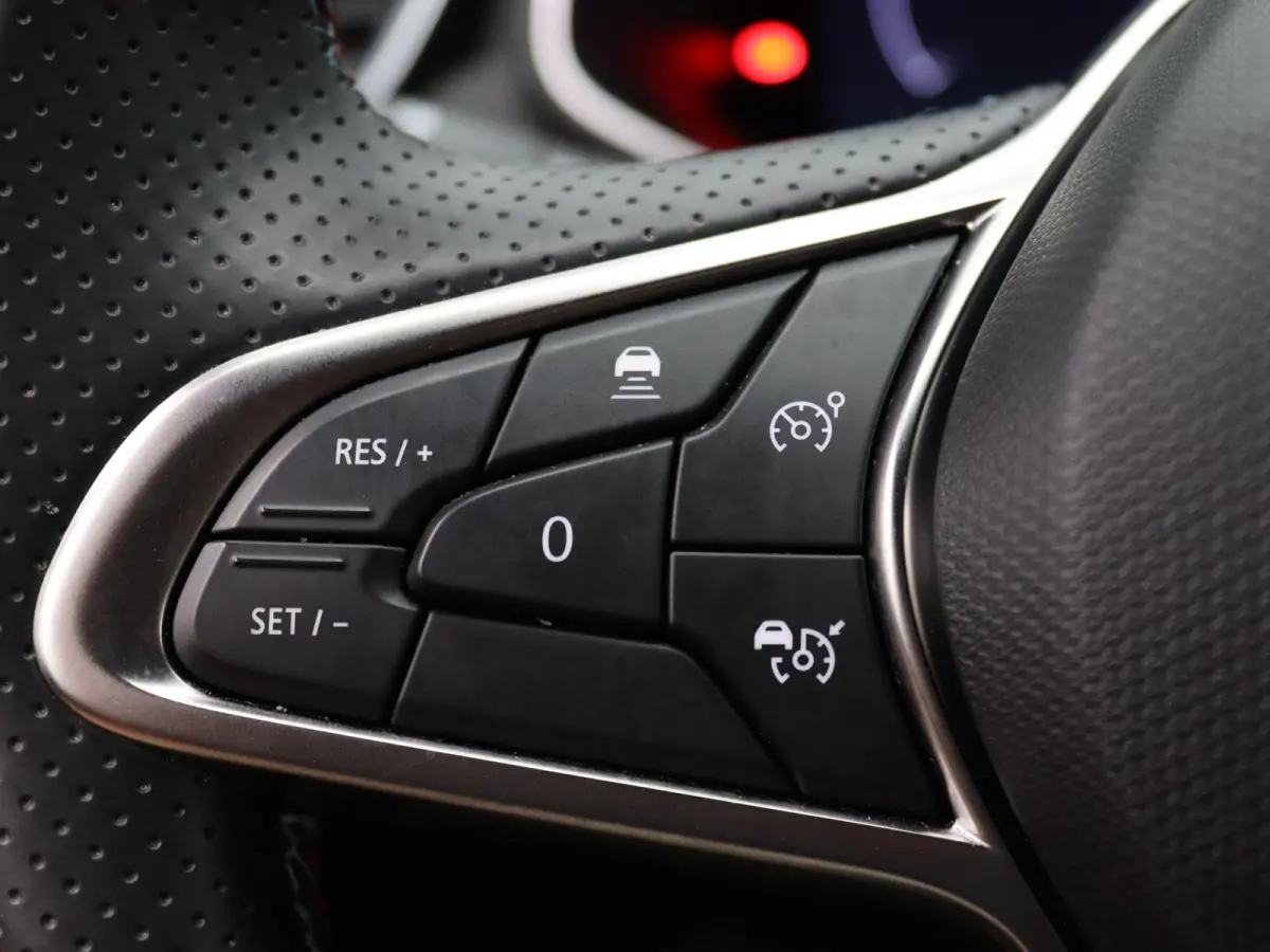 E-Tech Full Hybrid 145pk esprit Alpine 360 camera l stoel-stuurverwarming l blind spot warning l adaptive cruise
