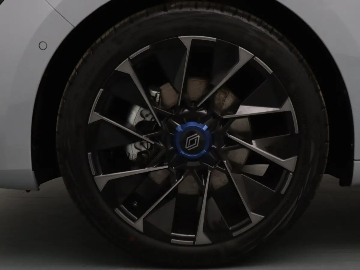 E-Tech Full Hybrid 145pk esprit Alpine 360 camera l stoel-stuurverwarming l blind spot warning l adaptive cruise
