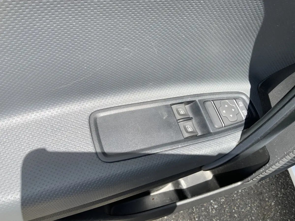 110 CDI L1 Base Cruise Camera Dub Schuifdeur Euro 6
