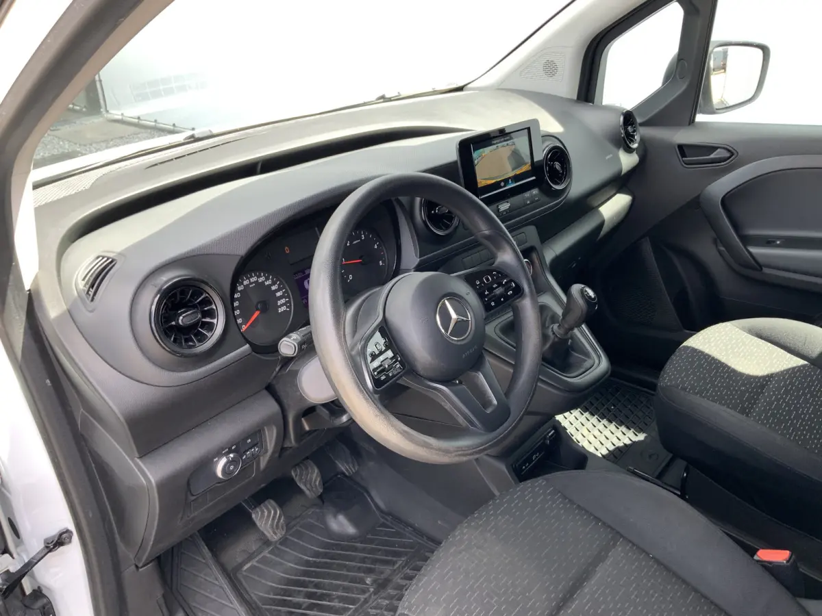 110 CDI L1 Base Cruise Camera Dub Schuifdeur Euro 6
