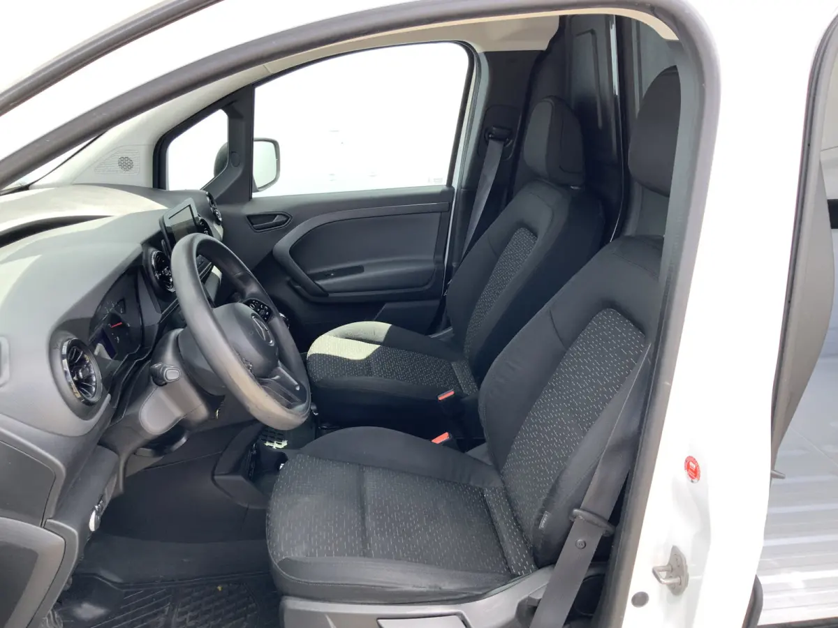110 CDI L1 Base Cruise Camera Dub Schuifdeur Euro 6