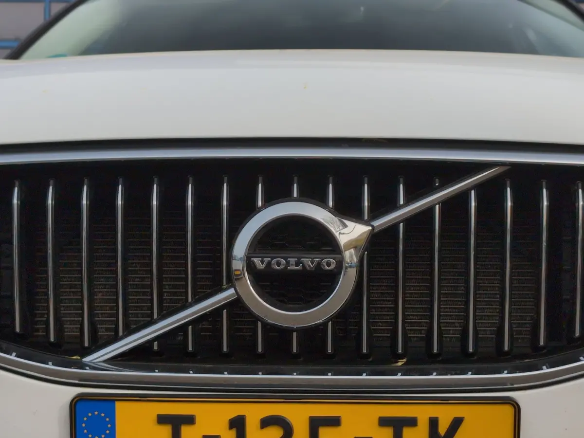 2.0 T5 AWD Inscription | VERWACHT | Camera | Trekhaak | Stuur verwarming | Cruise control |