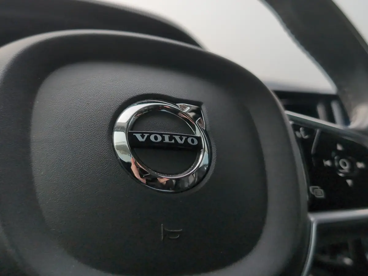 2.0 T5 AWD Inscription | VERWACHT | Camera | Trekhaak | Stuur verwarming | Cruise control |