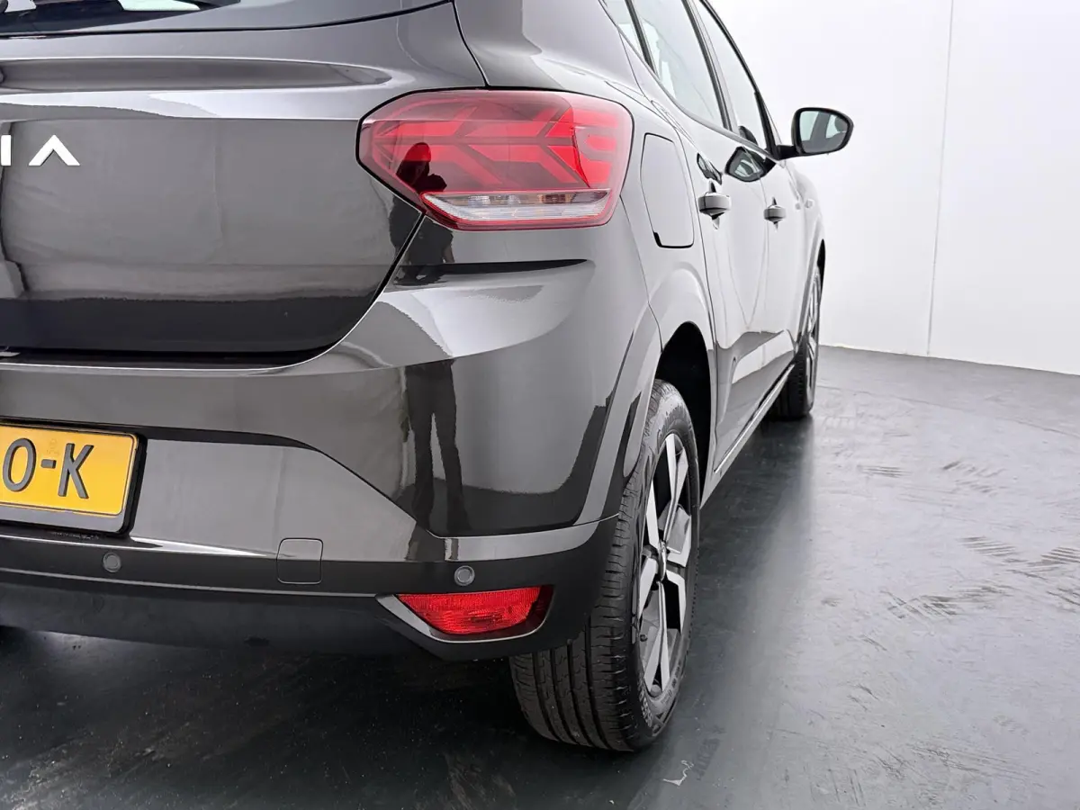 TCe 90 CVT Expression | AUTOMAAT | Parkeercamera |