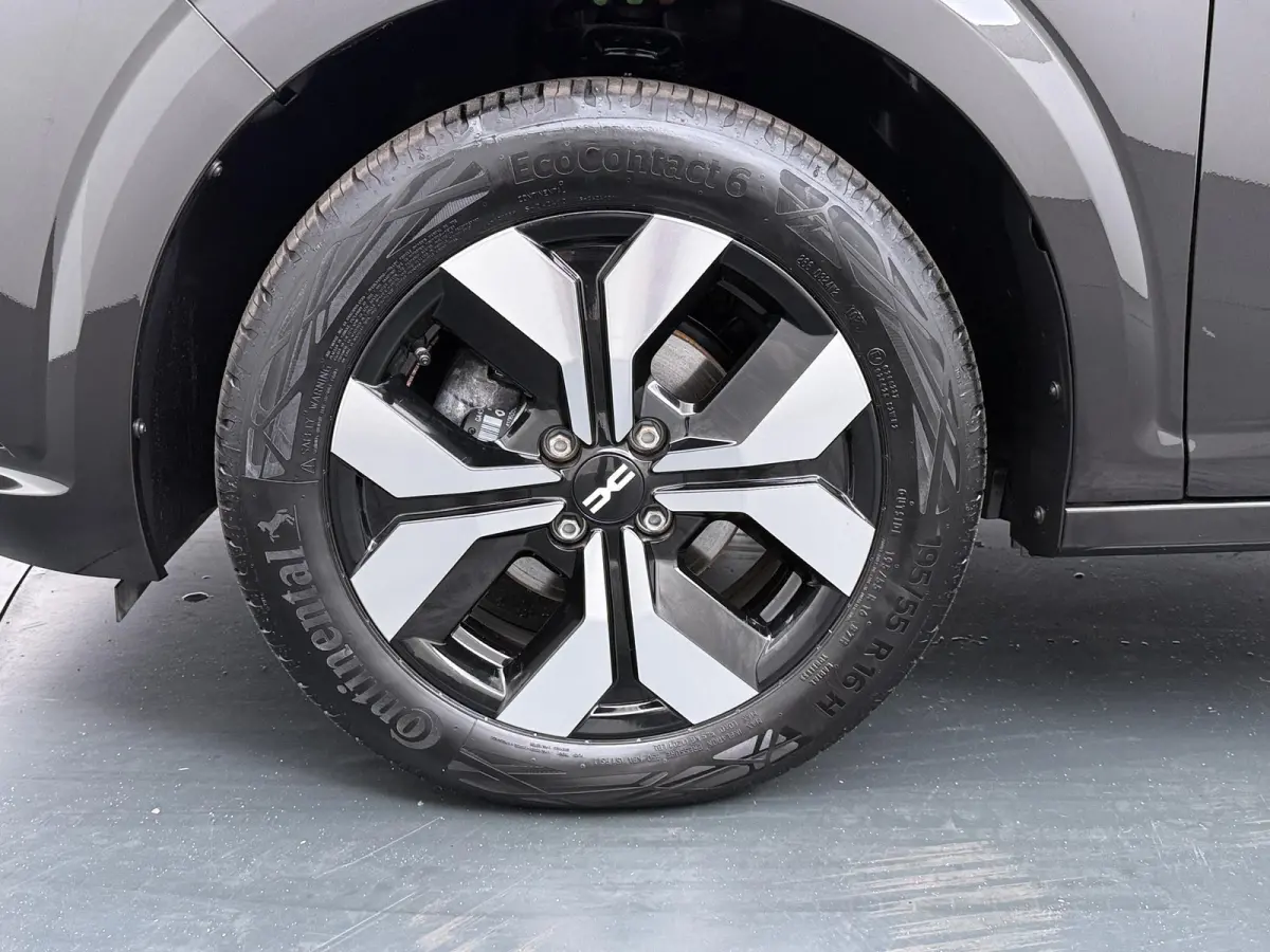 TCe 90 CVT Expression | AUTOMAAT | Parkeercamera |