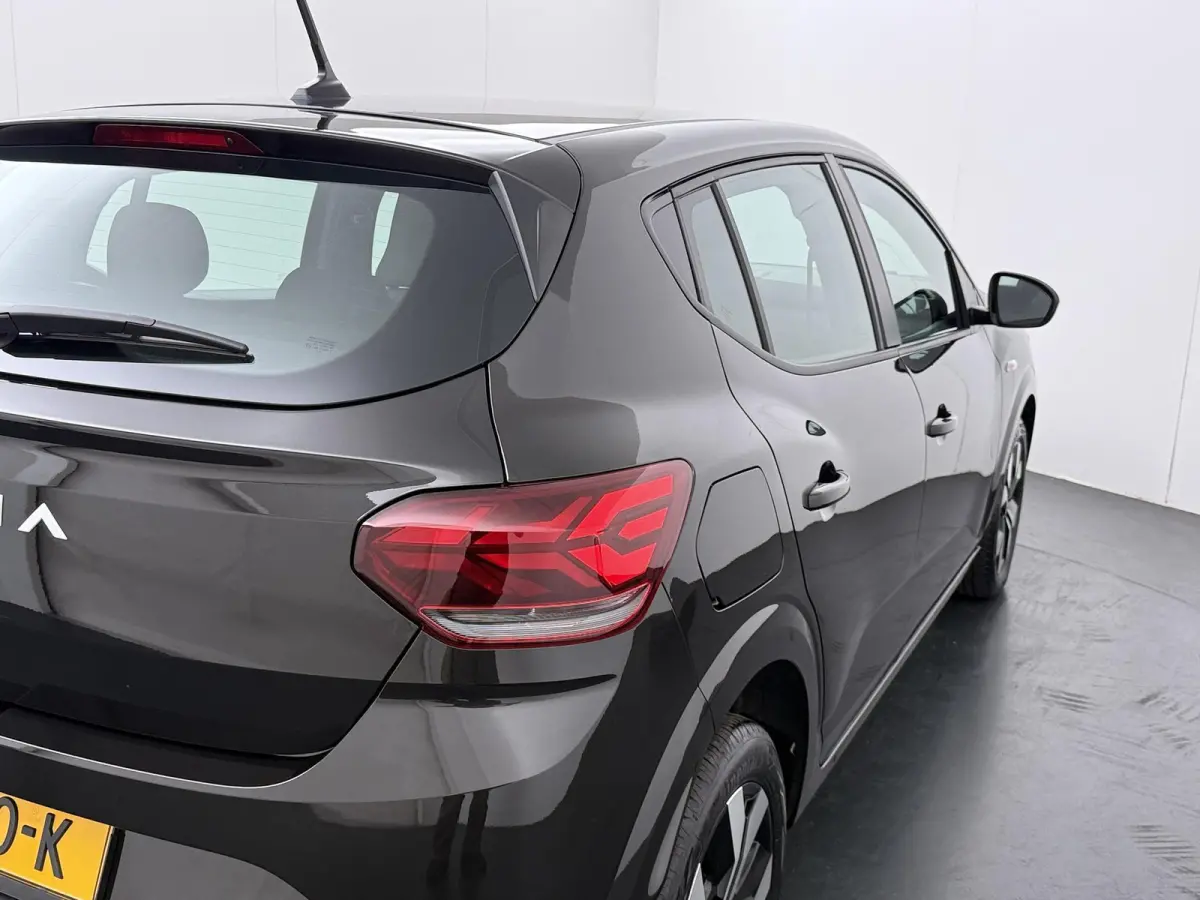TCe 90 CVT Expression | AUTOMAAT | Parkeercamera |