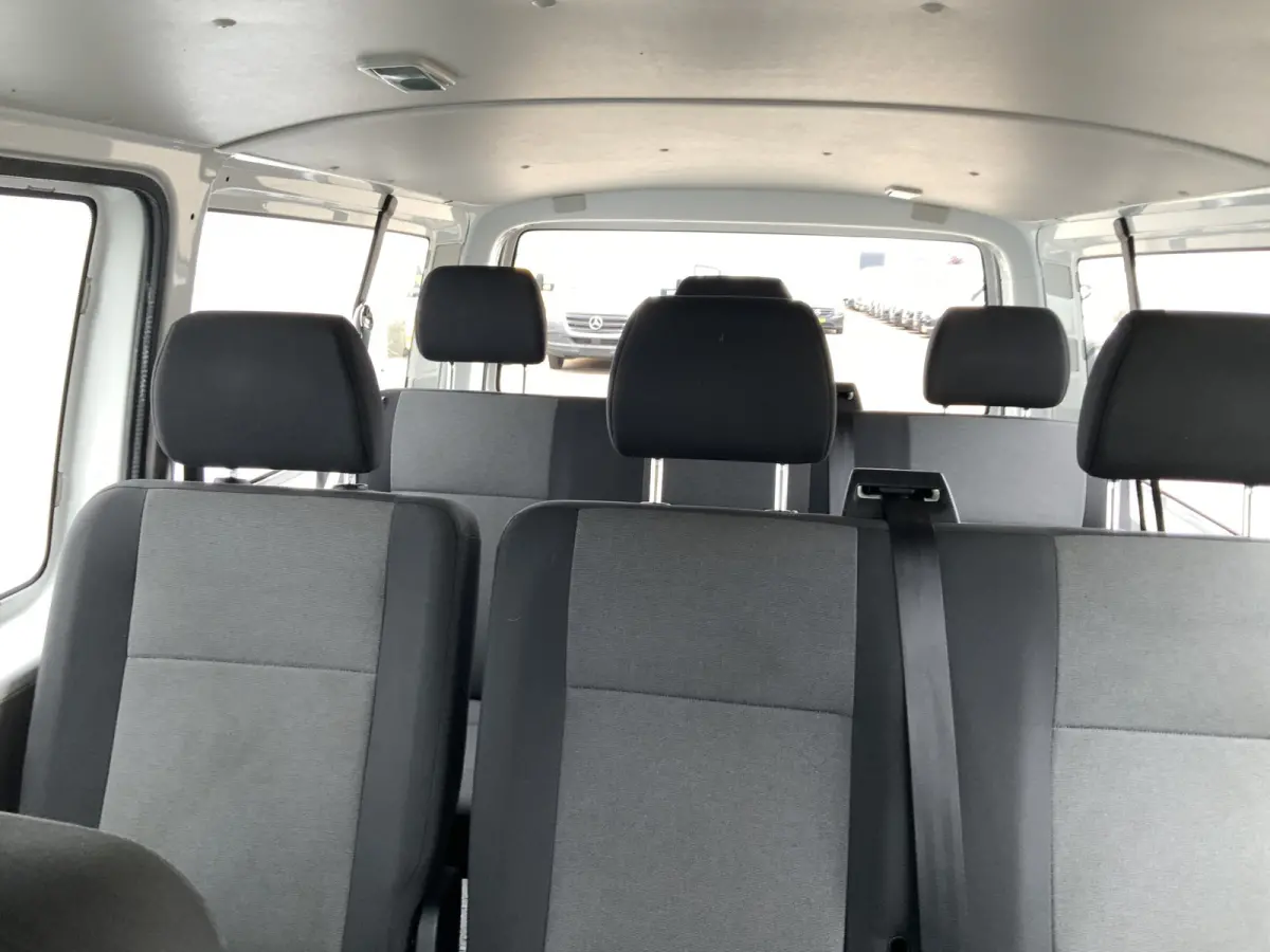 Multivan BTW!! / BPM !! 2.0 TDI L2H1 Comfortline 8 Persoons Airco Cruise Navi Eurov 6