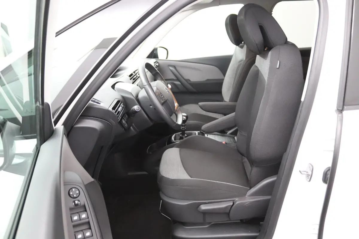1.2*7-ZITS*CAM*HAAK*CARPLAY*NAVI*CRUISE*