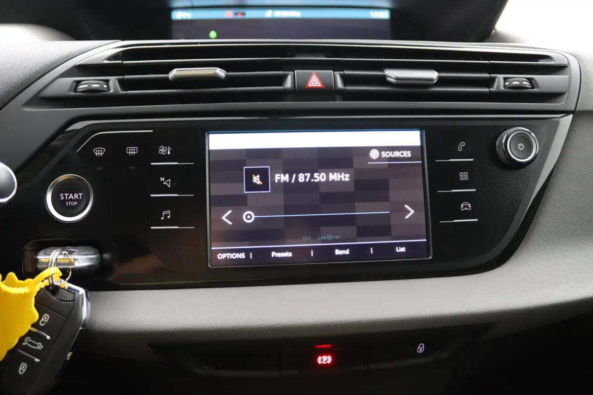 1.2*7-ZITS*CAM*HAAK*CARPLAY*NAVI*CRUISE*