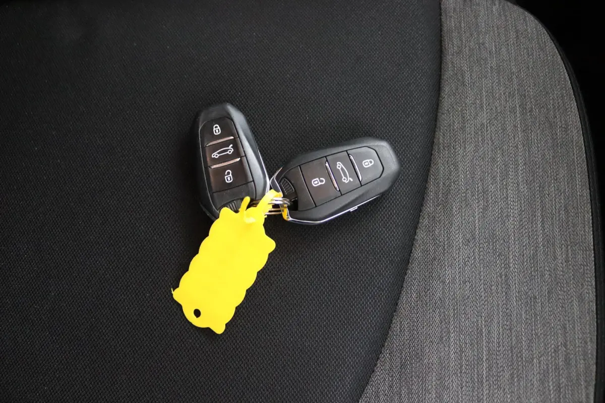1.2*7-ZITS*CAM*HAAK*CARPLAY*NAVI*CRUISE*