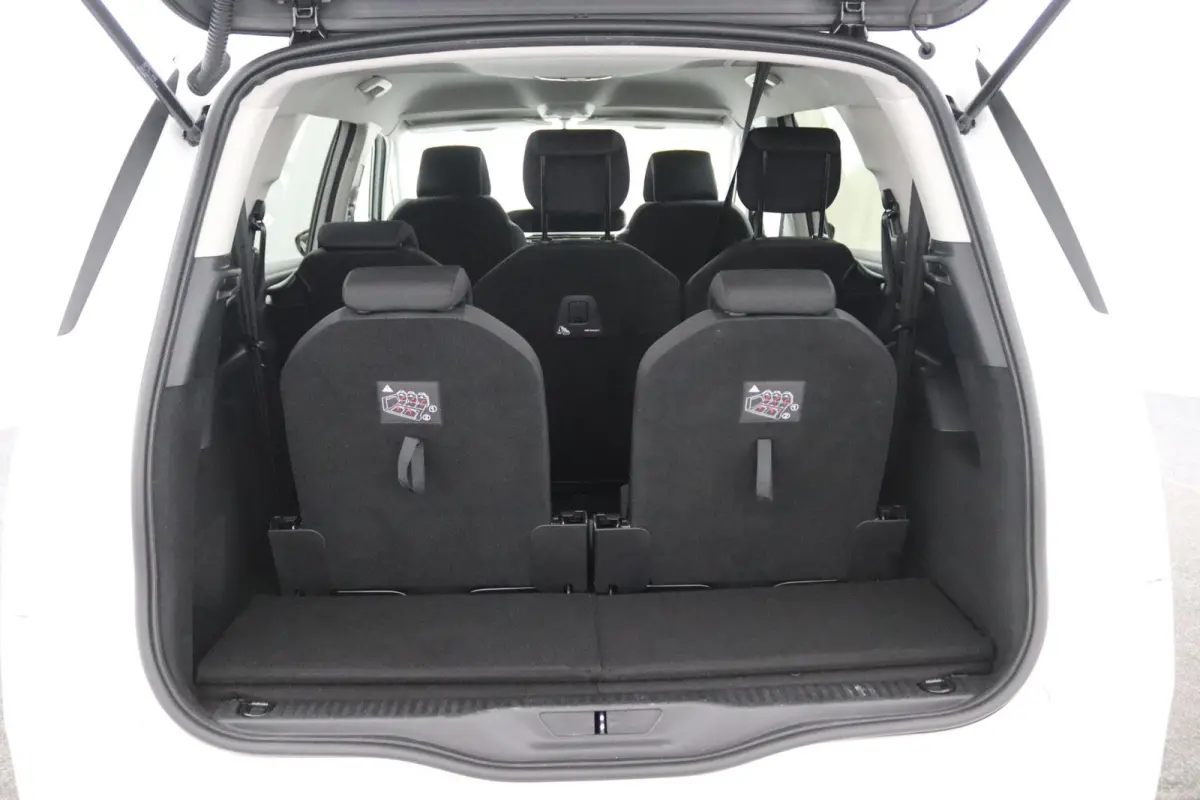 1.2*7-ZITS*CAM*HAAK*CARPLAY*NAVI*CRUISE*