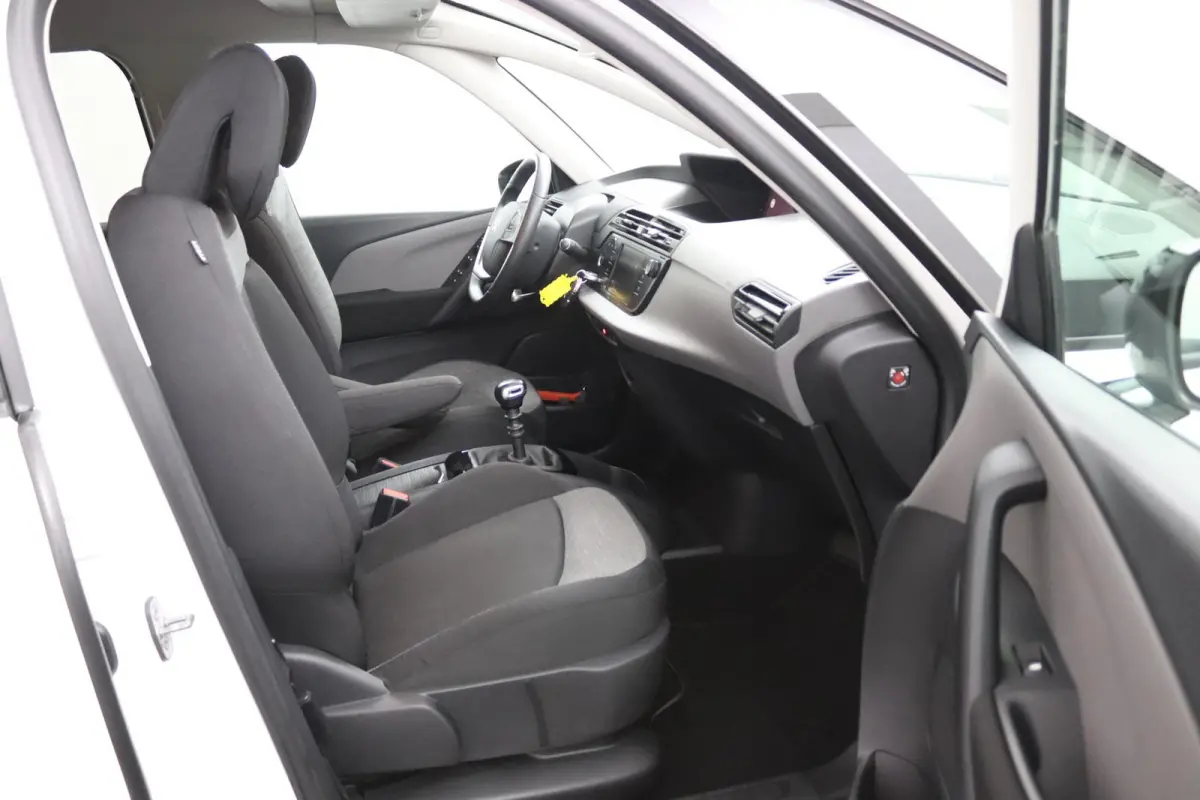 1.2*7-ZITS*CAM*HAAK*CARPLAY*NAVI*CRUISE*