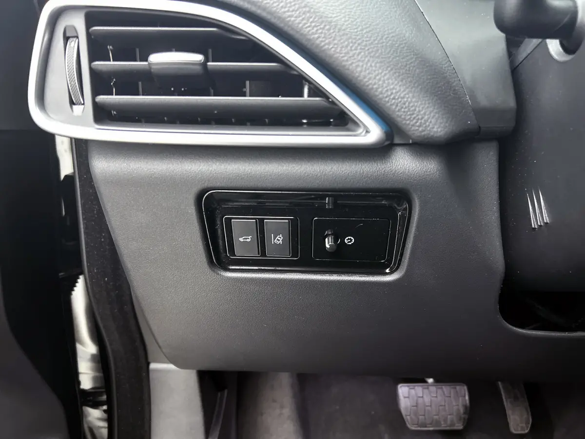 2.0 Portfolio AWD 30t | 301PK | NL-AUTO | GOED ONDERH | CARPLAY | CLIMATE | ACHTERCAM | LANE ASS | CRUISECONTRL |