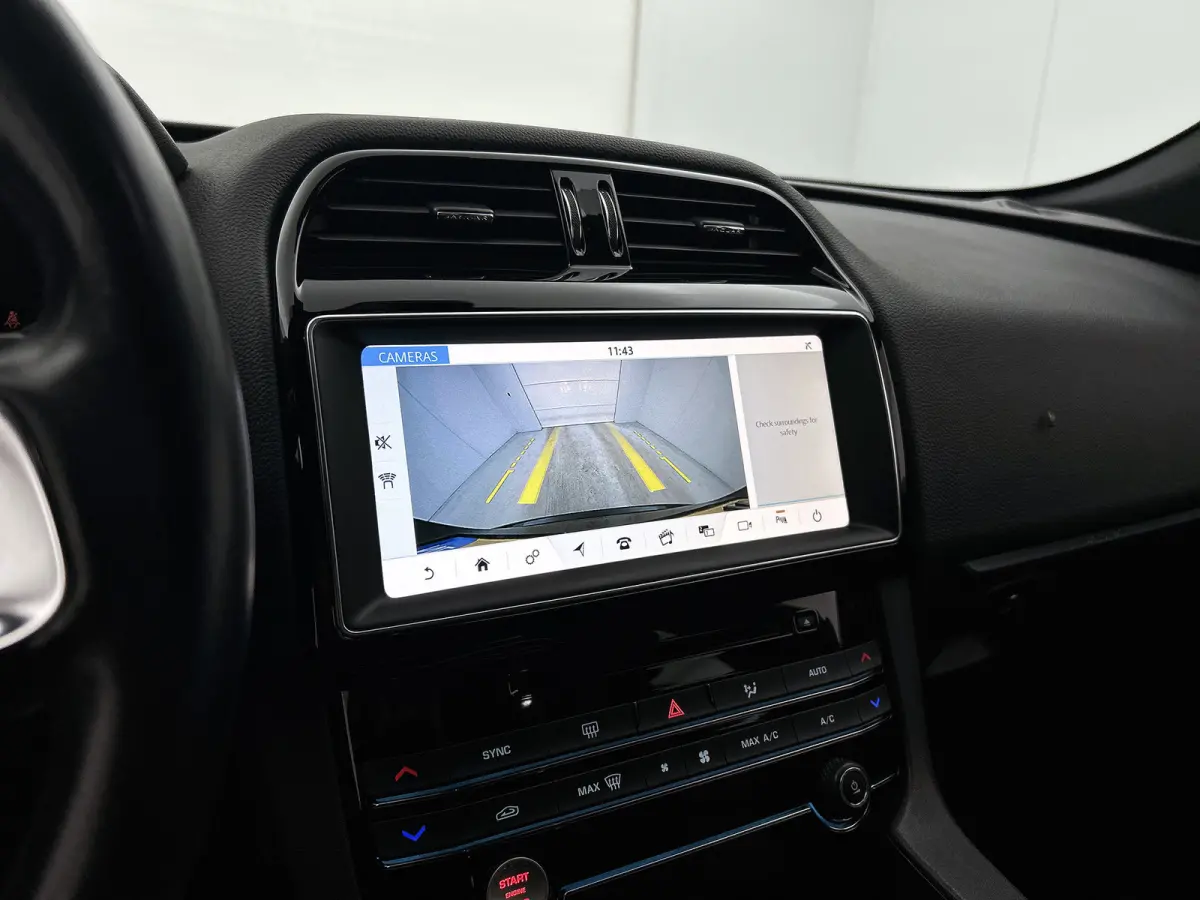 2.0 Portfolio AWD 30t | 301PK | NL-AUTO | GOED ONDERH | CARPLAY | CLIMATE | ACHTERCAM | LANE ASS | CRUISECONTRL |