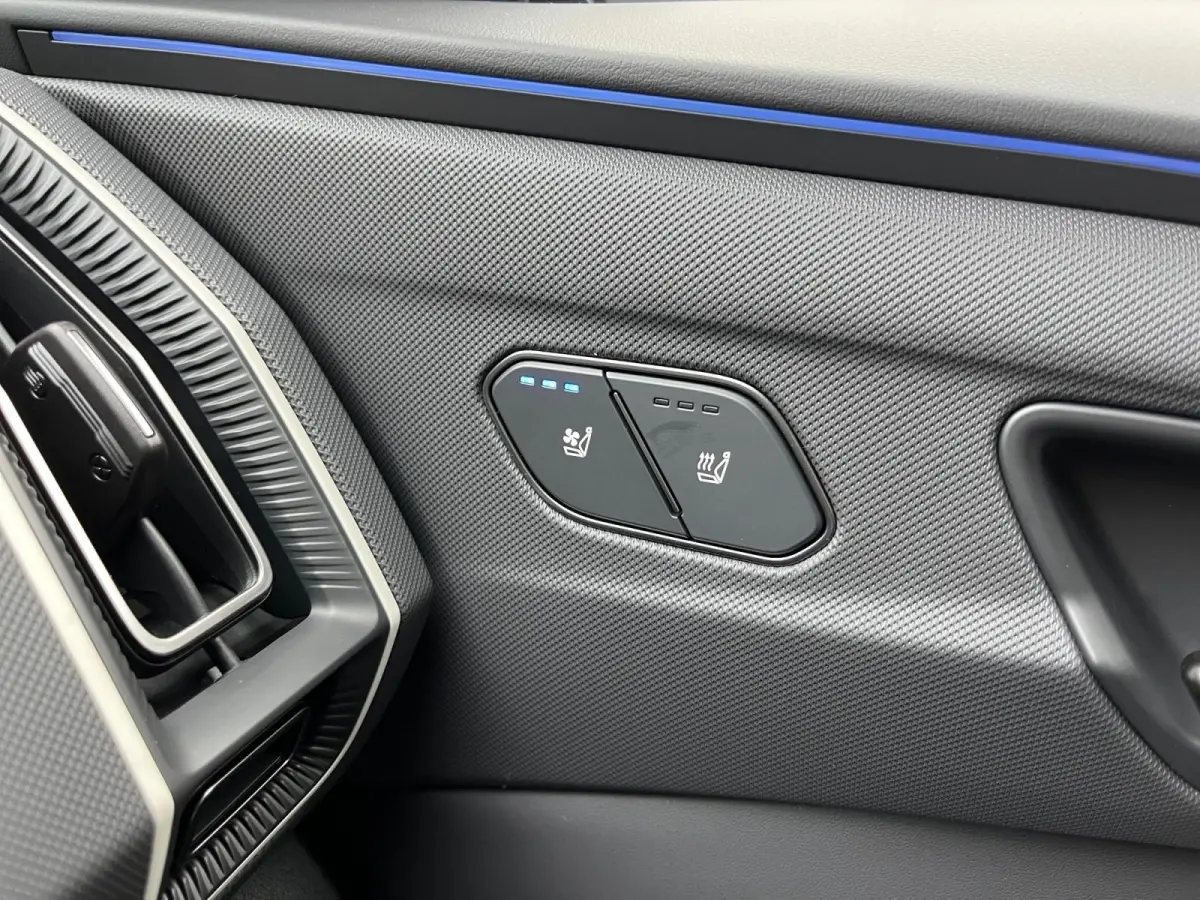 GT-PlusLine 81.4 kWh | 17% bijtelling! | 505 KM actieradius | Warmtepomp | Massagefunctie | Harman/Kardon audio-installatie | Dodehoekcamera | 360 camera | Glazen schuif-/kanteldak | Memory 
