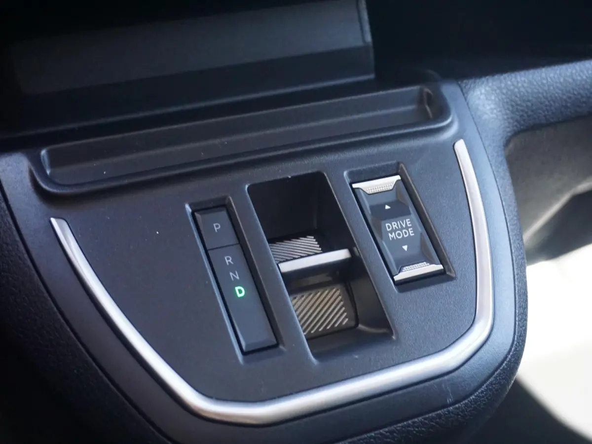 Vivaro-e 75kWh | STX Sport | Mooiste  bus van NL (!) | Lederen bekleding | Spoilerpakket | 18 inch Lichtmetalen velgen | Dynamic Comfort NAV Pakket | Winterpakket | 2x schuifdeur | Betimmeri