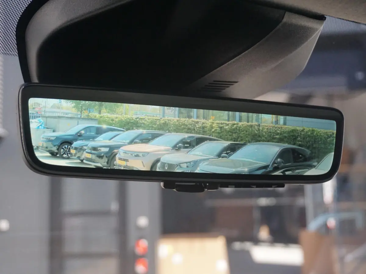 Vivaro-e 75kWh | STX Sport | Mooiste  bus van NL (!) | Lederen bekleding | Spoilerpakket | 18 inch Lichtmetalen velgen | Dynamic Comfort NAV Pakket | Winterpakket | 2x schuifdeur | Betimmeri