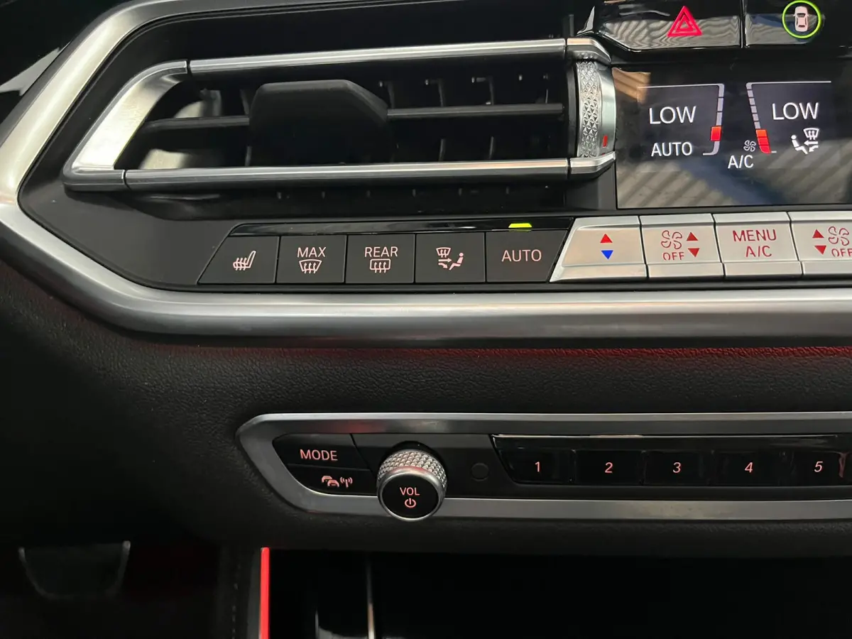 XDrive40i High Executive|HUD|SFEER|LASER|INRUIL MOGELIJK