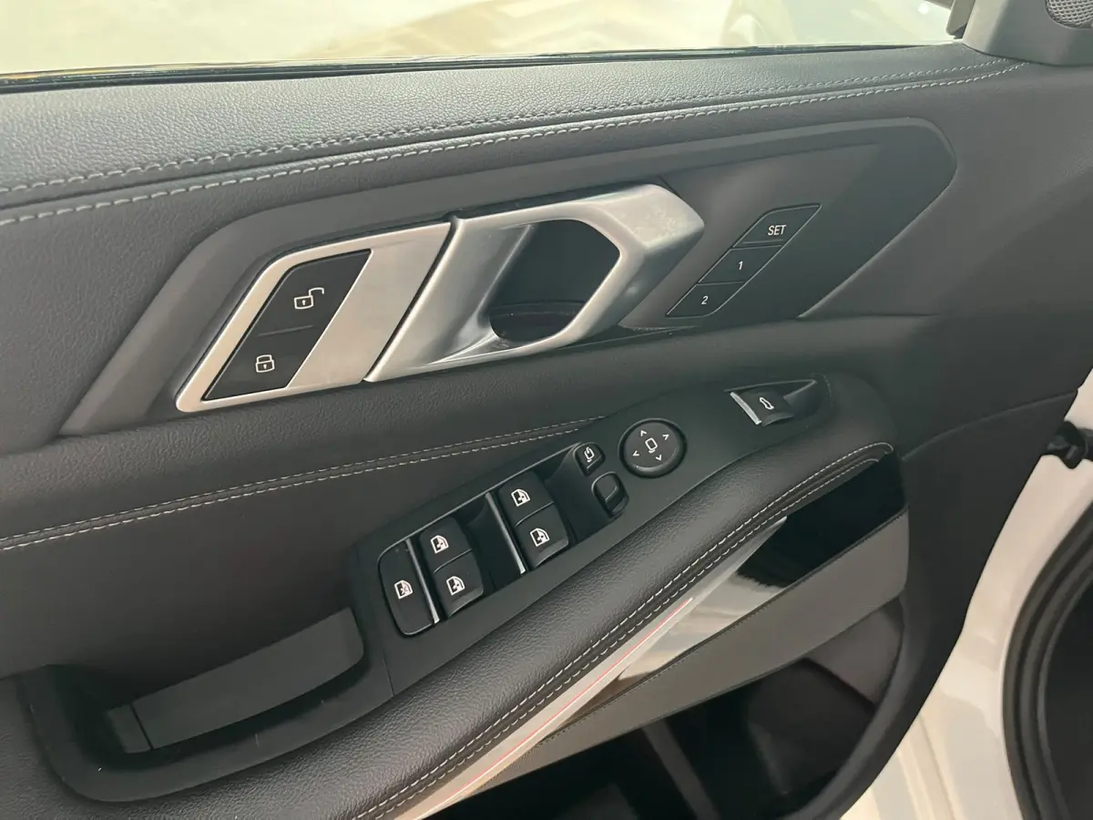 XDrive40i High Executive|HUD|SFEER|LASER|INRUIL MOGELIJK