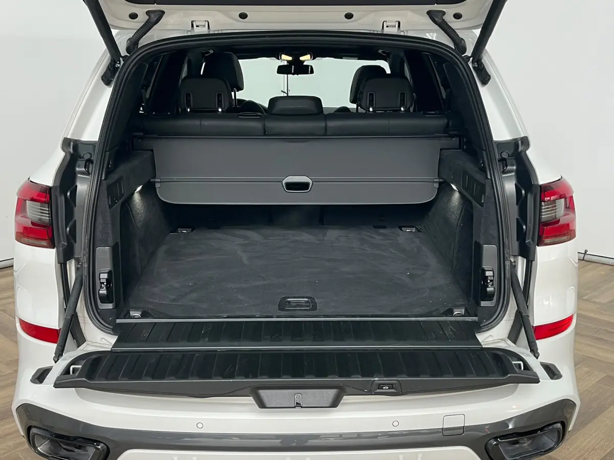 XDrive40i High Executive|HUD|SFEER|LASER|INRUIL MOGELIJK
