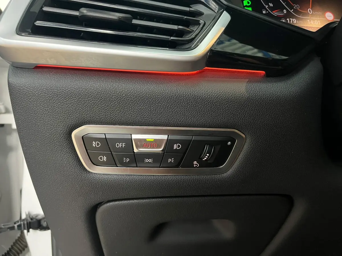 XDrive40i High Executive|HUD|SFEER|LASER|INRUIL MOGELIJK