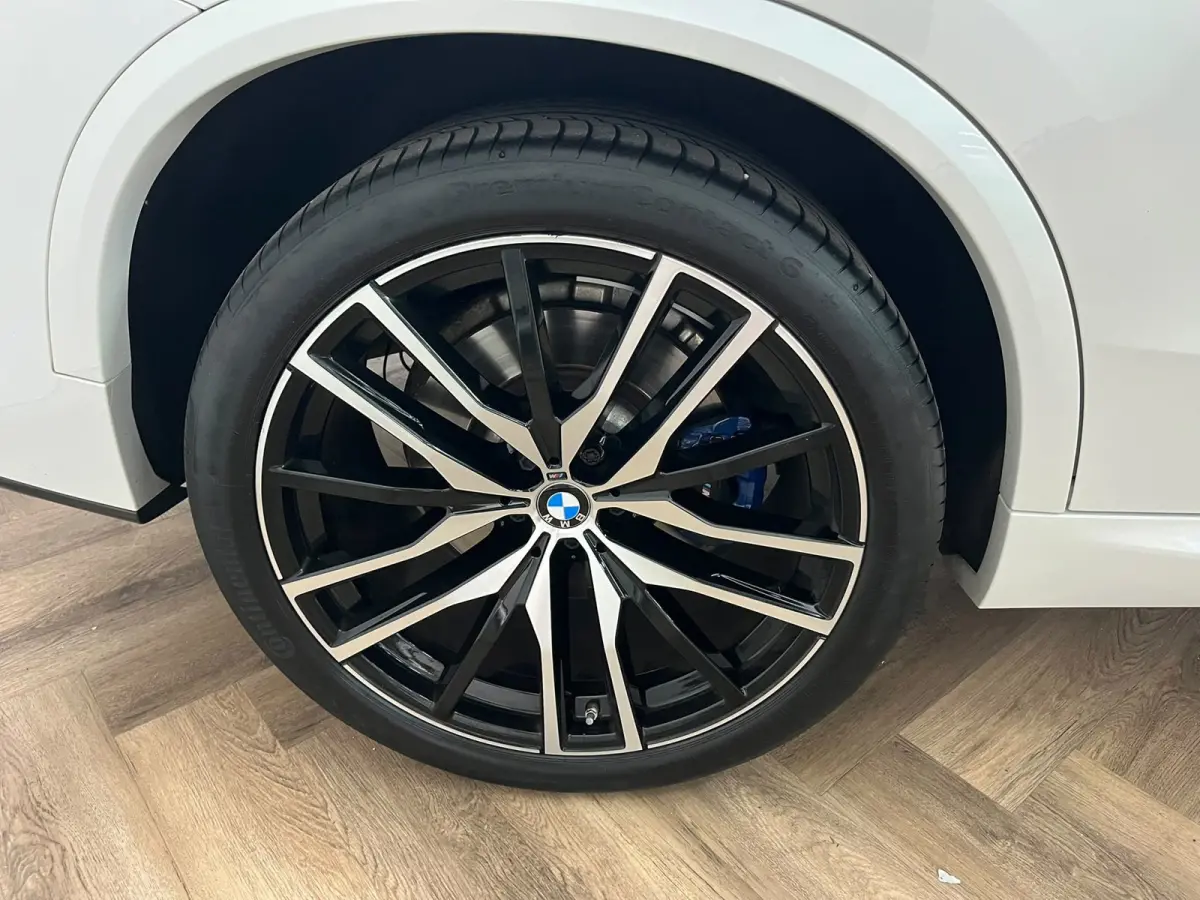 XDrive40i High Executive|HUD|SFEER|LASER|INRUIL MOGELIJK