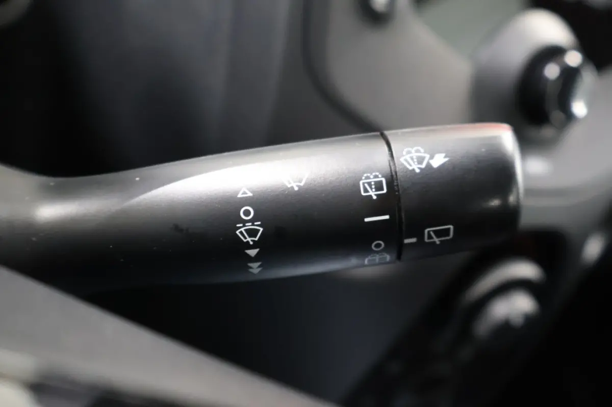 1.0 VVT-i x-fun | Airco!