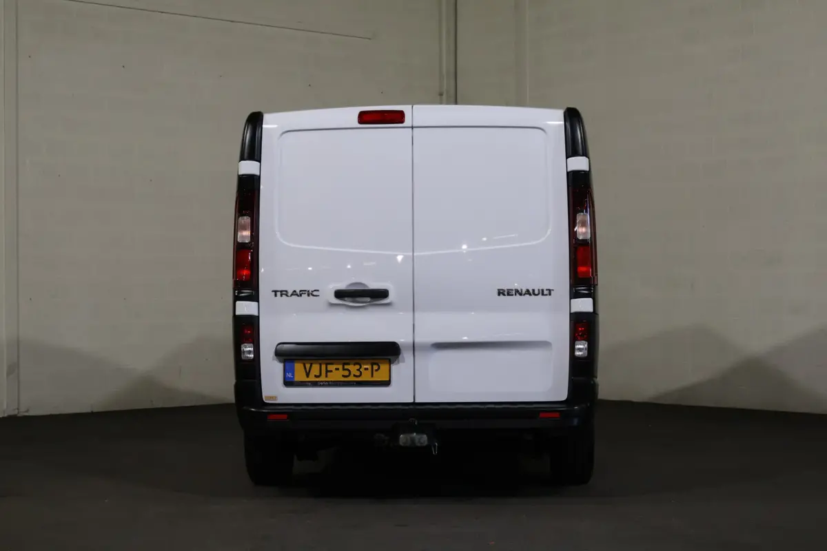 2.0 dCi 120pk L2 H1 2x Schuifdeur Airco Navigatie Trekhaak