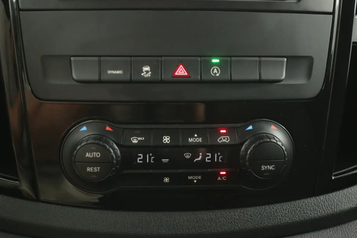 114 CDI Lang | Automaat | Clima | Camera | Cruise | Trekhaak | Carplay | LED