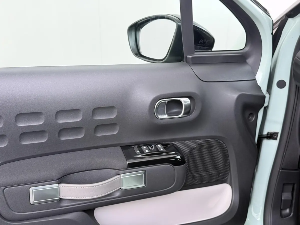 Shine 110pk Automaat | 1ste eigenaar | Navigatie | Camera achter | Lichtmetalen velgen | Automatische airco | Cruise control | Apple Carplay en Android auto