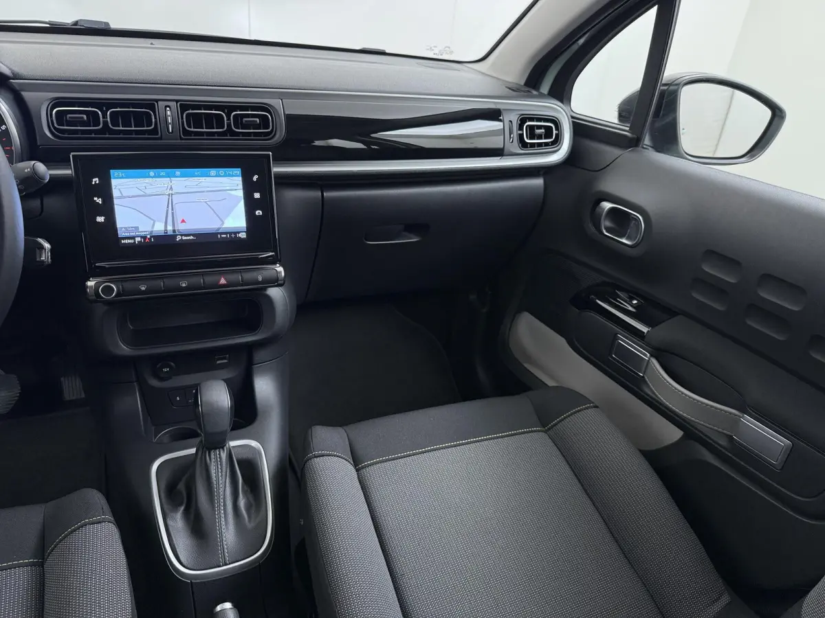 Shine 110pk Automaat | 1ste eigenaar | Navigatie | Camera achter | Lichtmetalen velgen | Automatische airco | Cruise control | Apple Carplay en Android auto