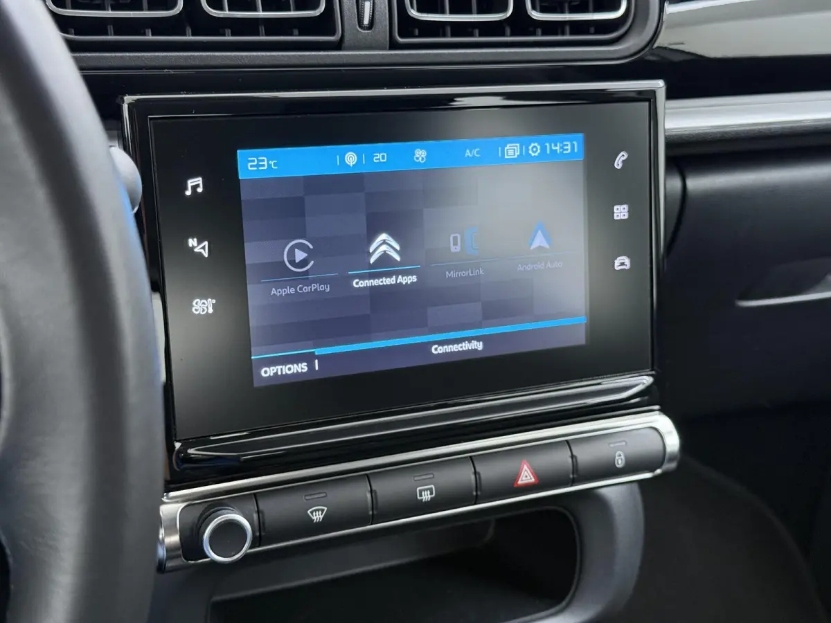 Shine 110pk Automaat | 1ste eigenaar | Navigatie | Camera achter | Lichtmetalen velgen | Automatische airco | Cruise control | Apple Carplay en Android auto