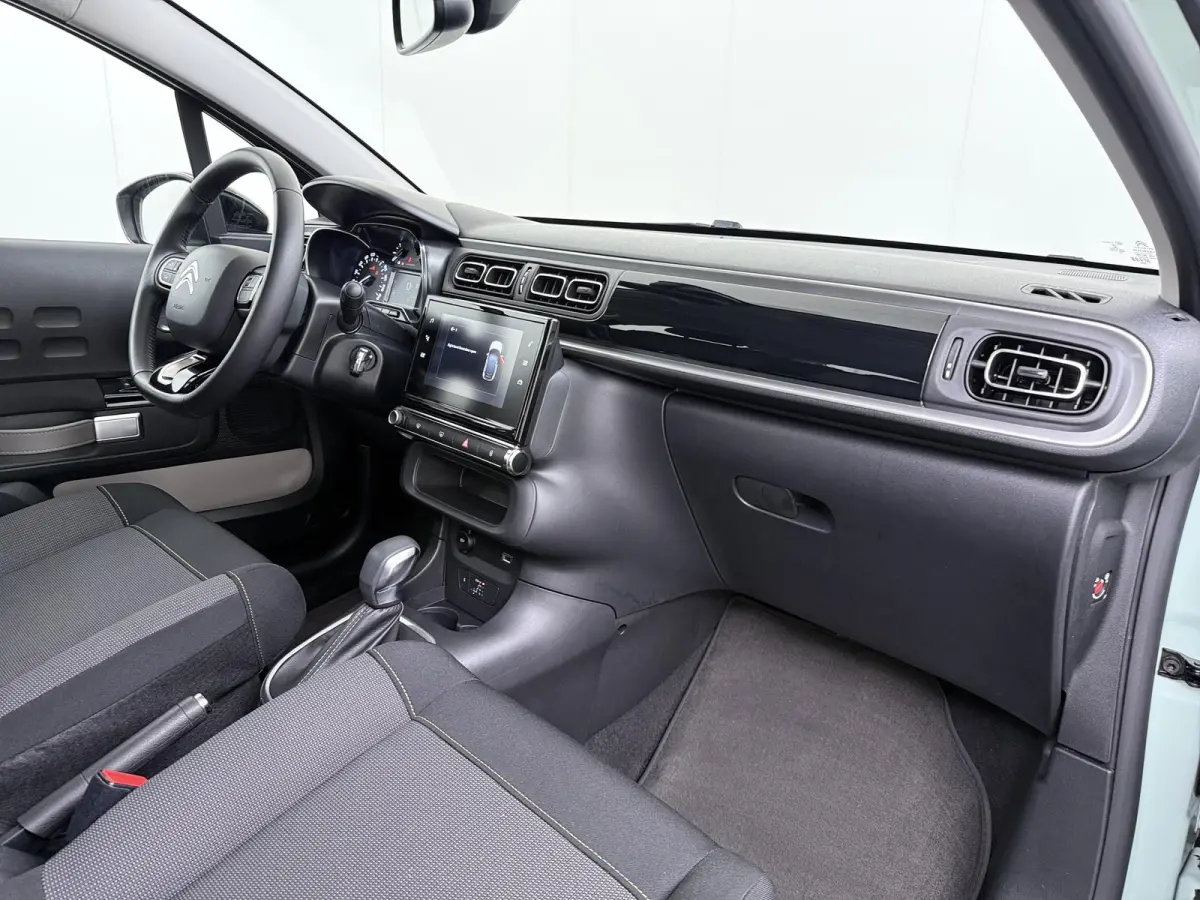 Shine 110pk Automaat | 1ste eigenaar | Navigatie | Camera achter | Lichtmetalen velgen | Automatische airco | Cruise control | Apple Carplay en Android auto