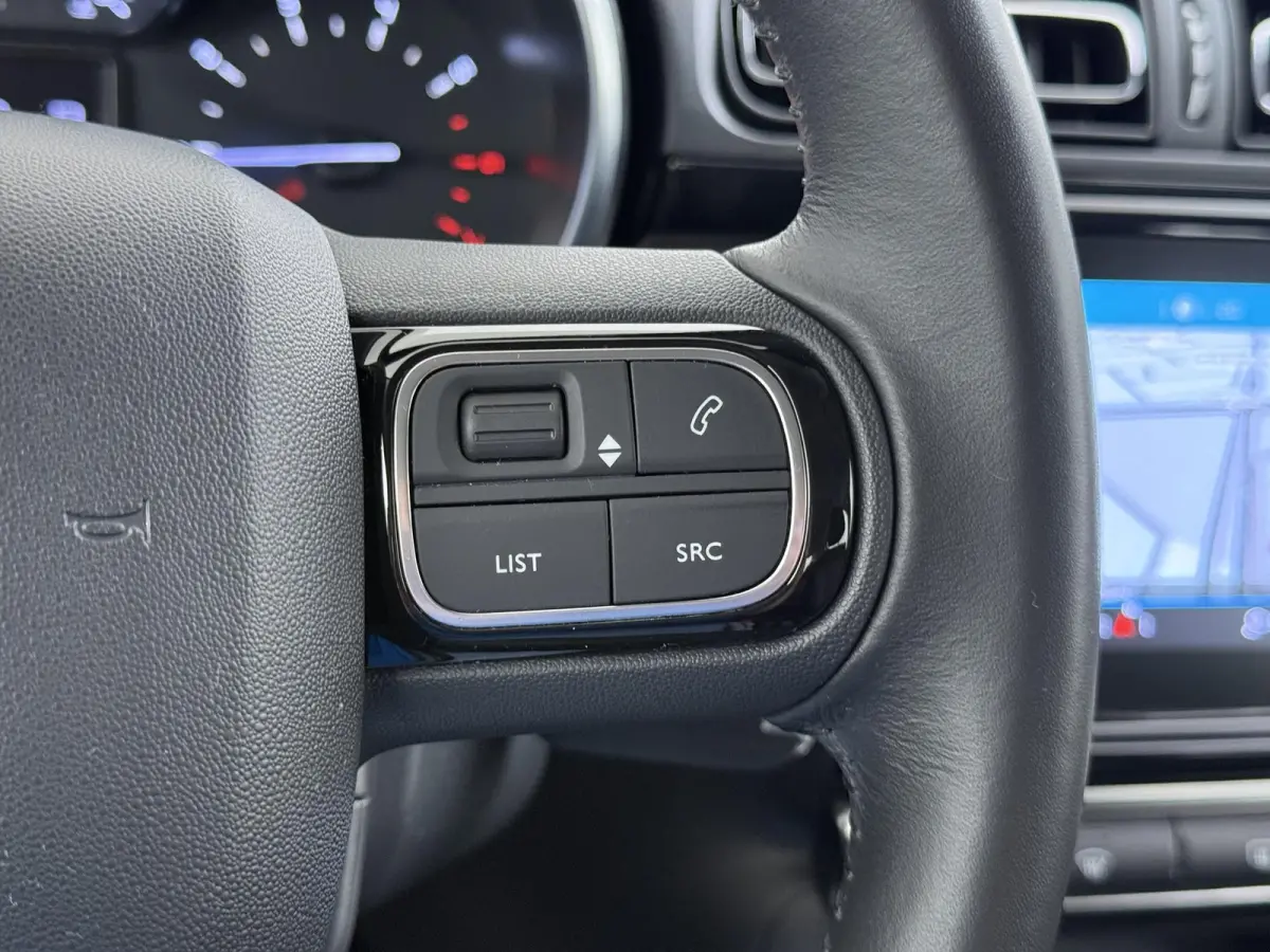 Shine 110pk Automaat | 1ste eigenaar | Navigatie | Camera achter | Lichtmetalen velgen | Automatische airco | Cruise control | Apple Carplay en Android auto