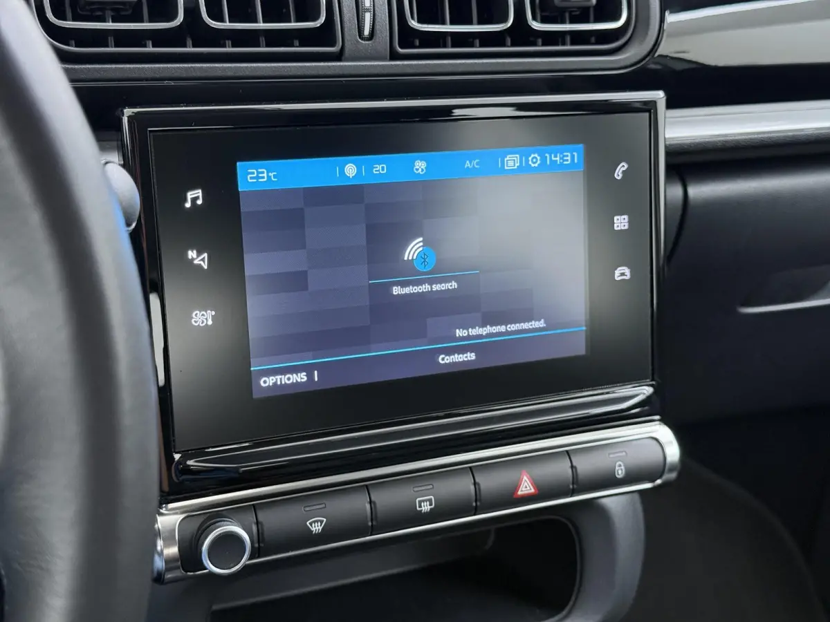 Shine 110pk Automaat | 1ste eigenaar | Navigatie | Camera achter | Lichtmetalen velgen | Automatische airco | Cruise control | Apple Carplay en Android auto