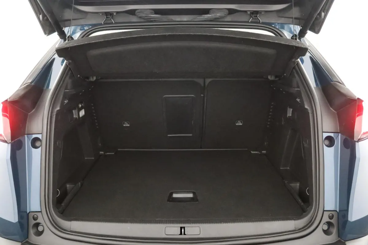 1.2 Allure*HAAK*CAM*ACC*CARPLAY*LED*NAVI*KEYLESS*