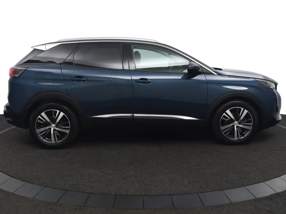 1.2 Allure*HAAK*CAM*ACC*CARPLAY*LED*NAVI*KEYLESS*
