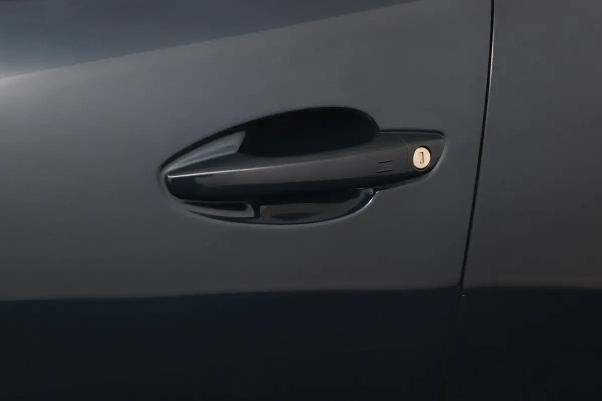 1.2 Allure*HAAK*CAM*ACC*CARPLAY*LED*NAVI*KEYLESS*
