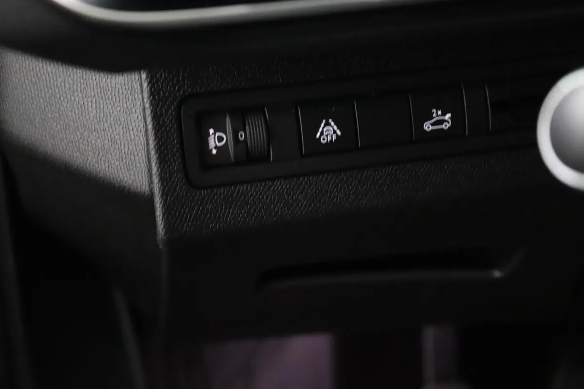 1.2 Allure*HAAK*CAM*ACC*CARPLAY*LED*NAVI*KEYLESS*