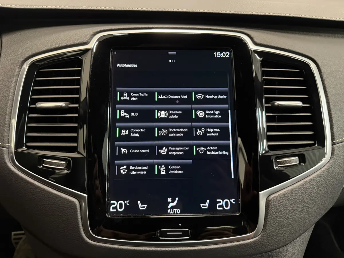 T8 Recharge AWD R-Design 49.000km/PANO/LUCHTVERING/SOH 96%/TREKHAAK/22"/HEAD-UP/H&K/LEER-ALCANTARA R-DESIGN SP. STOELEN/MEMORY/ACC/PILOT-ASSIST/PINE-GREY/NET OH BEURT GEHAD BIJ VOLVO