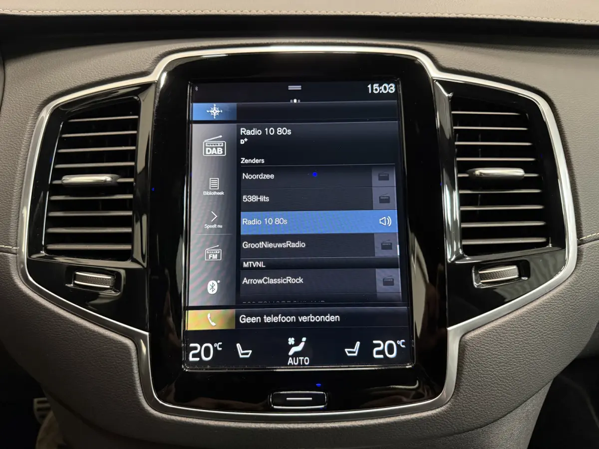 T8 Recharge AWD R-Design 49.000km/PANO/LUCHTVERING/SOH 96%/TREKHAAK/22"/HEAD-UP/H&K/LEER-ALCANTARA R-DESIGN SP. STOELEN/MEMORY/ACC/PILOT-ASSIST/PINE-GREY/NET OH BEURT GEHAD BIJ VOLVO