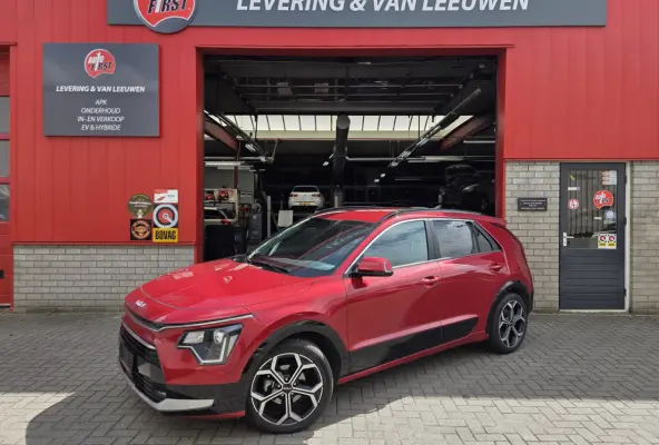 1.6 GDi Hybrid DynamicLine automaat/ Parkeersensoren v+a/ Camera/ Navigatie/ Rijklaarprijs!