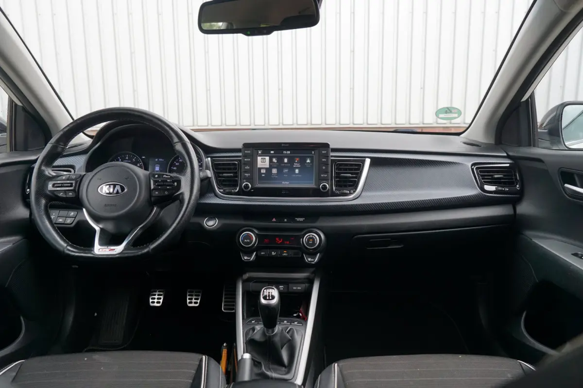 1.0 TGDI GT-Line - Clear White - Led/Carplay/Camera