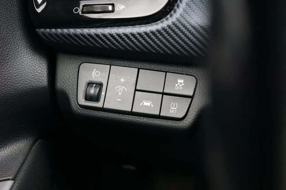 1.0 TGDI GT-Line - Clear White - Led/Carplay/Camera